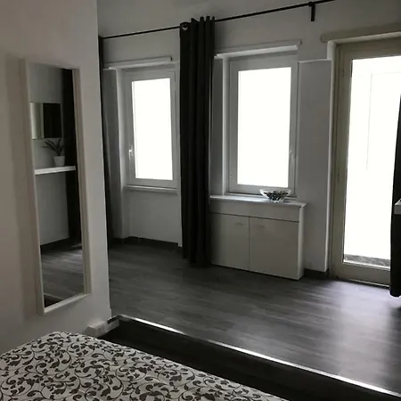 Apartament Interno 2